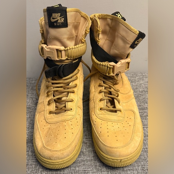 Nike SF Air Force 1 High Club Gold Wheat Suede Men’s US...